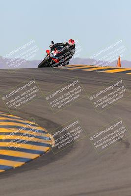 media/Dec-18-2022-SoCal Trackdays (Sun) [[8099a50955]]/Turns 9 and 10 Set 2 (1055am)/